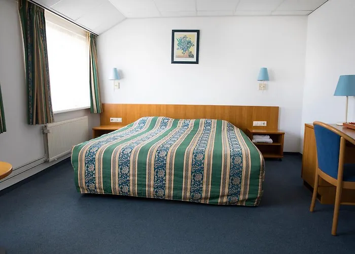 De Drie Dorpen Hotel 3*